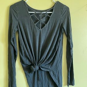 Long sleeve grey shirt